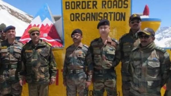  மத்திய அரசு  வேலை.. 411 காலிப்பணியிடங்கள்.. 10 ஆம் வகுப்பு முடிச்சிருக்கீங்களா? விண்ணப்பிக்க ரெடியா