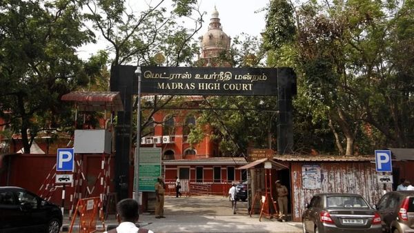 இதை ஏத்துக்கவே முடியாது! கைதிகள் தயாரிப்பு பொருள் விற்பனையில் முறைகேடு! நீதிமன்றம் கறார் உத்தரவு