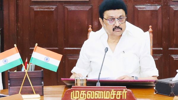 பரபரப்பான அரசியல் சூழலுக்கு நடுவே.. வரும் 10 ஆம் தேதி தமிழக அமைச்சரவை கூட்டம்!