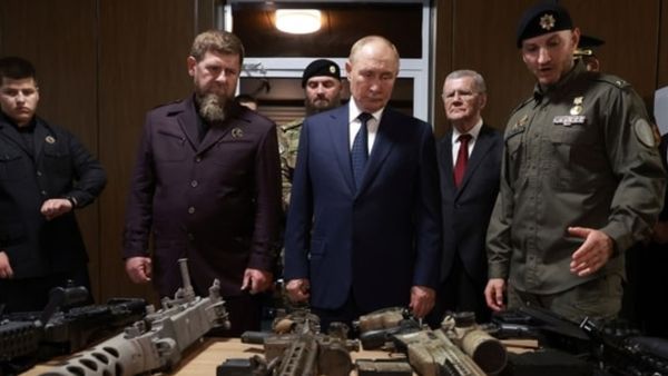 புதினின் அடுத்த ஸ்கெட்ச்.. ஐரோப்பியா மீது போர் தொடுக்கும் ரஷ்யா.. டென்மார்க் உளவுத்துறை வார்னிங்