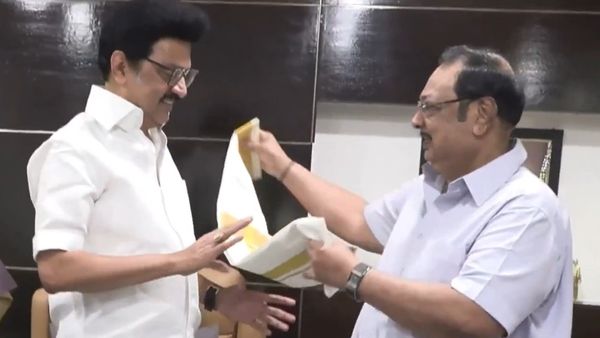 முதல்வர் ஸ்டாலினை நேரில் சந்தித்த அழகிரி.! பல மாதங்களுக்கு பிறகு ஆழ்வார்பேட்டை இல்லத்தில் சந்திப்பு