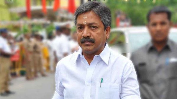 அதிமுக துரோகிகளின் மனுவை விசாரிக்க தேர்தல் ஆணையத்திற்கு அதிகாரம் கிடையாது.. கொந்தளித்த சிவி சண்முகம்