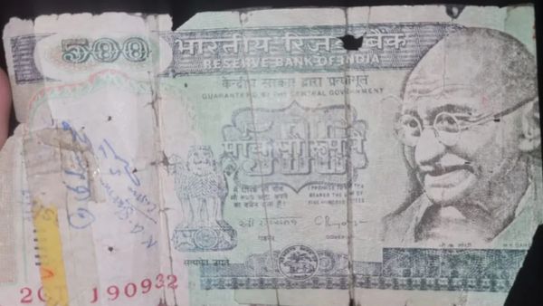 அப்பாவின் பெட்டியில் பழைய ரூ.500 நோட்டு.. அதன் மதிப்பை கேட்டதும் ஆடிப்போன இளைஞர்! கடைசியில் ஷாக்