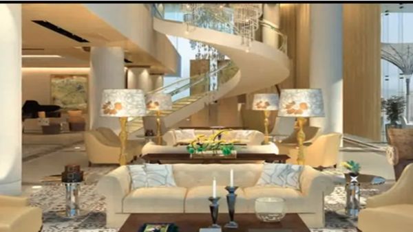 300 கோடியில் நடிகரின் பண்ணை வீடு.. முதல் மாடிக்கு கார் போகுதா? சென்னை கானத்தூரில் பிரமிப்பு: பிரபலம்