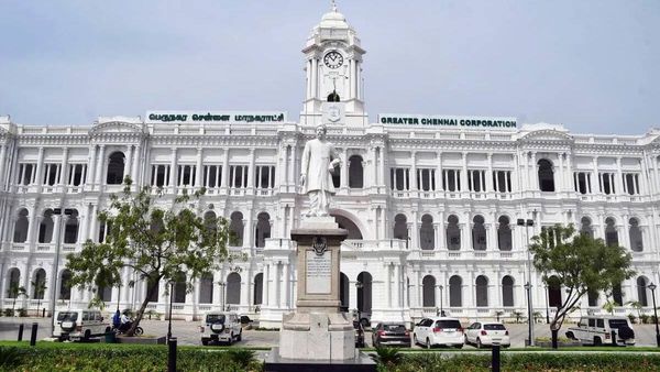 7 நாள் தான் டைம்.. தமிழில் பெயர்ப் பலகை வைக்கலைனா லைசென்ஸ் ரத்து! சென்னை மாநகராட்சி அதிரடி