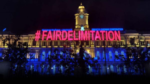அட இதை பாருங்க.. #FairDelimitation வாசகத்துடன் ஒளிரும் சென்னை ரிப்பன் மாளிகை! என்ன விஷயம் தெரியுமா