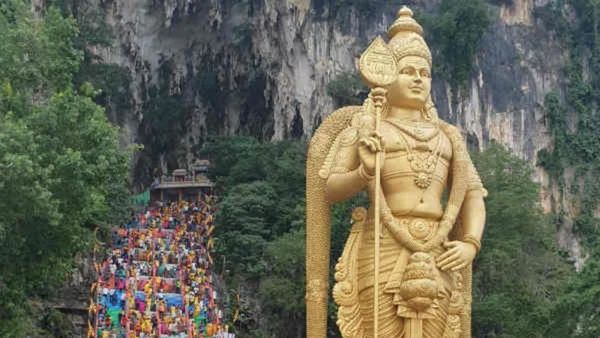 மலேசியா முருகனை கேலி செய்து நடனம்.. எஃப்எம் ஊழியர் 3 பேருக்கு நேர்ந்த கதி.. இனி மறக்க மாட்டார்கள்