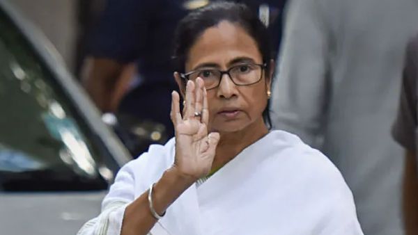 தொகுதி மறுசீரமைப்பு கூட்டத்தை புறக்கணிக்கும் மம்தா? சென்னை வராத திரிணாமுல் பிரதிநிதிகள்! என்ன காரணம்