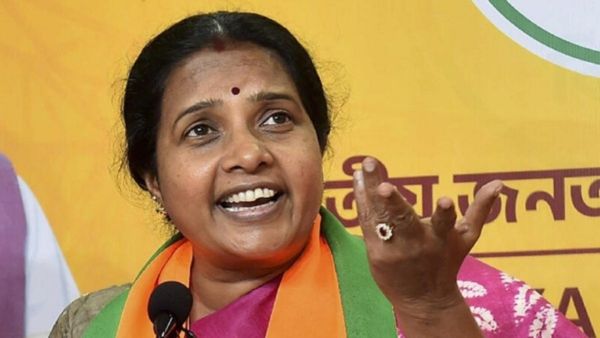 மொழியை வைத்து பிரிவினை அரசியல்.. இனி நடத்த முடியாது - வானதி சீனிவாசன் ஆவேசம்