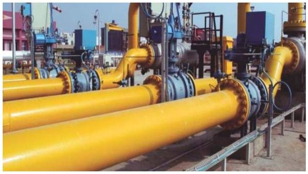 கேஸ் சிலிண்டர் இருக்கட்டும்.. பைப்லைன் பதித்து.. வீட்டில் குழாயில் பாயபோகும் இயற்கை எரிவாயு.. ஹேப்பி