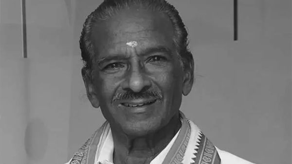 காங்கிரஸ் மூத்த தலைவர் குமரி அனந்தன் காலமானார்