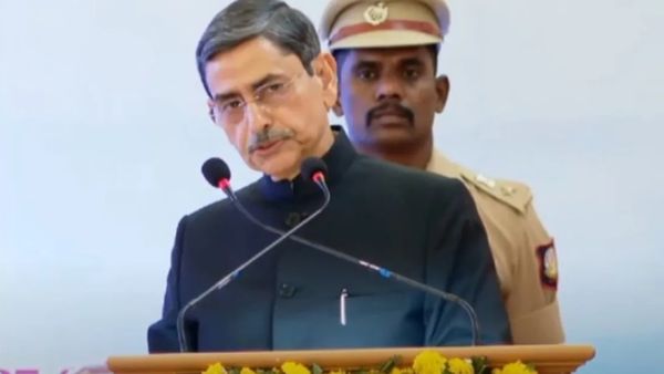 “துணைவேந்தர்களை நள்ளிரவில் வீட்டுக்கு சென்று மிரட்டி உள்ளனர்..” ஆளுநர் ரவி பகிரங்க குற்றச்சாட்டு!