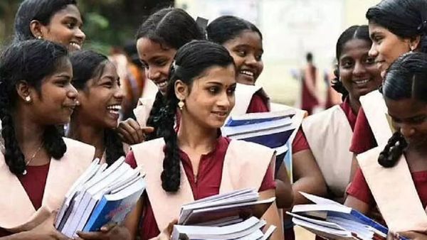 TN 10th Result: 10ம் வகுப்பு தேர்வில் தமிழ் பாடத்தில் 8 பேர் மட்டுமே 100க்கு 100.. பாட வாரியாக தேர்ச்சி விவரம்