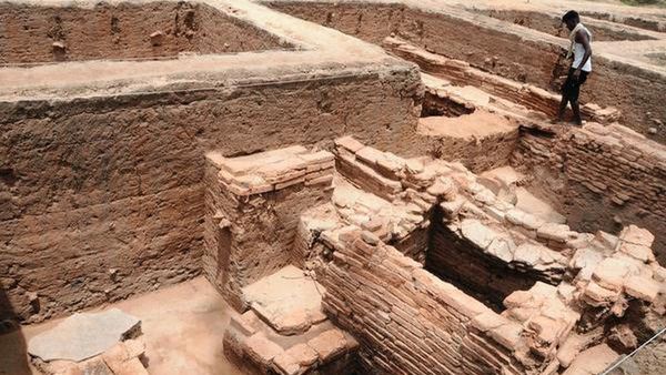 Keezhadi: கீழடி ஆய்வறிக்கையை தொல்லியல் துறை திருப்பி அனுப்பவில்லை.. மத்திய அரசு பரபர விளக்கம்!