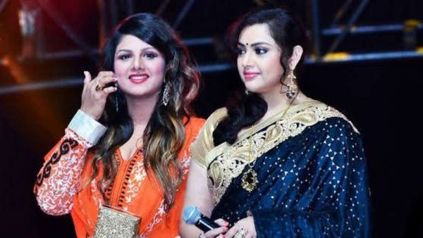 மீனா பற்றி இதெல்லாம் வெளியே தெரியாது.. பேசிக்கொண்டிருக்கும் போதே அழுத ரம்பா.. உடைபட்ட ரகசியம்