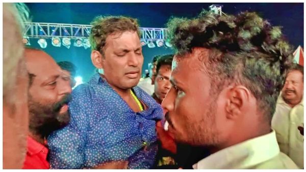 பேசிட்டேயிருந்த விஷாலுக்கு.. பழையபடி பார்க்க முடியாதா? விஜயகாந்த்துக்கு பிறகு ஆக்‌ஷன் ஹீரோ: பிரபலம்