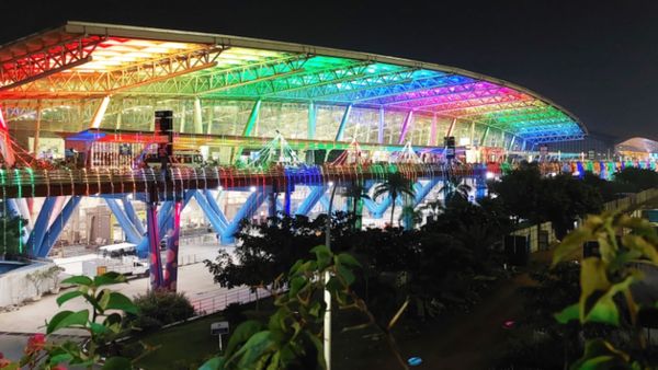 தமிழ்நாடு தான் டாப்.. உள்நாட்டு விமான சேவையில் கலக்கல்.. 2 & 3வது இடங்களில் பெரிய சர்ப்ரைஸ்