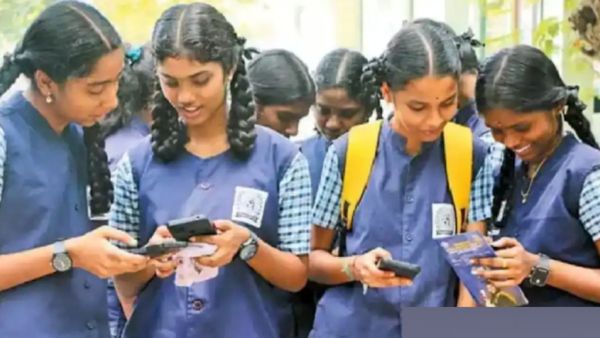 அரியலூரில் முதல் இடத்தில் அசத்திய +1 மாணவர்கள்.. 11ம் வகுப்பு ரிசல்ட்டில் தலைகீழாக நடந்த மாற்றம்