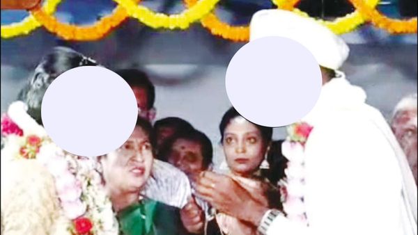 தாலி கட்டும் நேரத்தில் வந்த போன்! மணக்கோலத்தில் பெண் எடுத்த முடிவால் நொறுங்கிய மாப்பிள்ளை