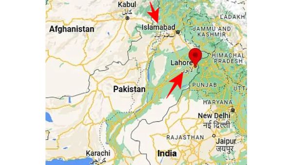 பாகிஸ்தானை நோக்கி பாய்ந்த ஏவுகணைகள்.. லாகூர், இஸ்லாமாபாத்தை தாக்கும் இந்தியா! கடும் அட்டாக்