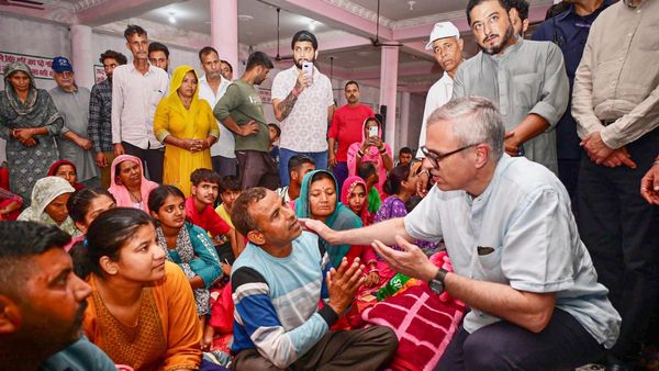 ஒரு உயிர் கூட போக கூடாது.. காஷ்மீரில் 5 மாவட்டத்தில் இந்திய ராணுவம் எடுத்த அதிரடி முடிவு
