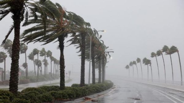 சிவப்பு பூதம்.. பேயாட்டம் ஆடப் போகுது மழை! கோவை, நீலகிரிக்கு ரெட் அலர்ட்! இன்றைக்கு சம்பவம் உறுதி!