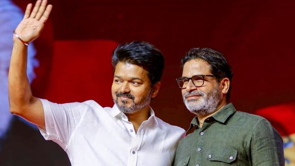 விஜய் போட்ட ஆர்டர்.. 234 தொகுதிகளிலும் 3 வேட்பாளர்கள் தேர்வு.. இறங்கி வேலை செய்யும் புஸ்ஸி ஆனந்த்!
