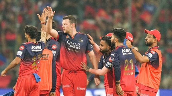 IPL 2025: ஆர்சிபி அணிக்கு நேரம் சரியில்லை.. கடைசி நேரத்தில் கல்தா கொடுக்கும் ஆஸ்திரேலியா வீரர்கள்!