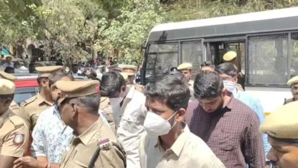 பொள்ளாச்சி பாலியல் கொடுமை.. 48 சாட்சிகளிடம் நடந்த விசாரணை.. ஒருவர் கூட பிறழ்சாட்சி அளிக்கவில்லை!