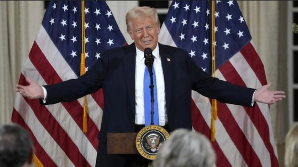 11 வது முறையாக தாத்தாவானார் டொனால்ட் டிரம்ப்! பச்சிளம் குழந்தை முதல் 18 வயது பேத்தி வரை!