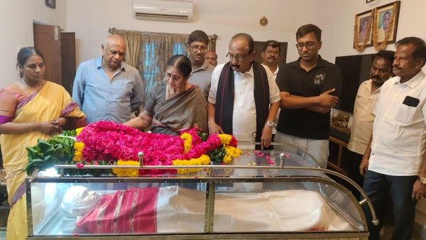 வைகோவின் சகோதரி சரோஜா காலமானார்.. சென்னையில் பிரிந்த உயிர்