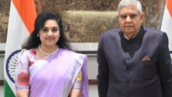 நடிகை மீனா இனி மத்திய அமைச்சரா? அவரே மகிழ்ச்சியாக வெளியிட்ட பதிவு.. குவியுது வாழ்த்து