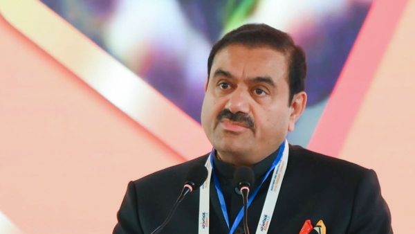 ஒரு ஒலிம்பிக்கே நடத்தும் அளவு பணம்! அதானி குழுமம் வரியாக செலுத்திய தொகை ரூ.74,945 கோடியாக அதிகரிப்பு