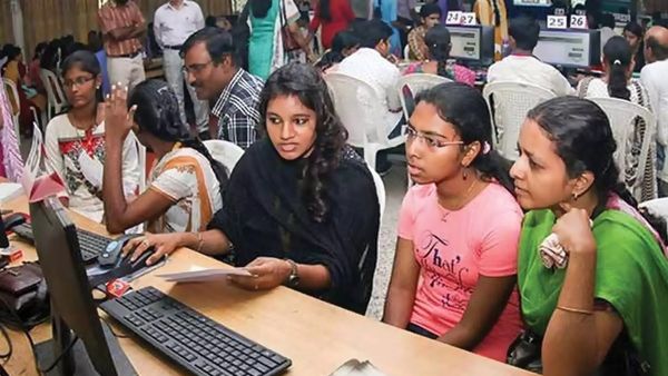 TNEA 2025.. எந்த ஆண்டிலும் இல்லாமல் 3 லட்சம் பேர் போட்டி.. கலந்தாய்வு எப்போது.. கட் ஆஃப் எப்படி?