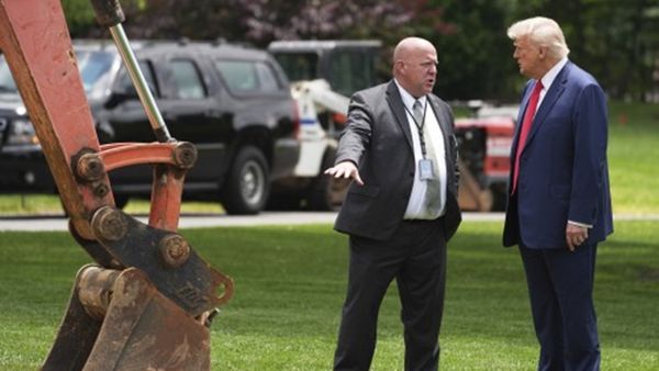 லாஸ் ஏஞ்சல்ஸ் போராட்டம்.. வரலாற்றில் இல்லாத சம்பவம் செய்த டிரம்ப்.. கலக்கத்தில் கலிபோர்னியா கவர்னர்