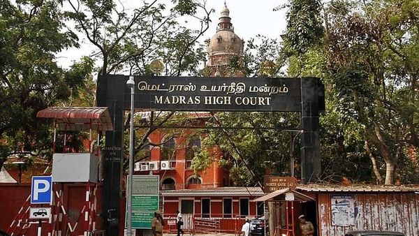 கைரேகை மூலம் ஆதார் விவரங்களை பெற முடியுமா.. சென்னை ஐகோர்ட் வழக்கில் தெரிய வந்த பெரிய உண்மை