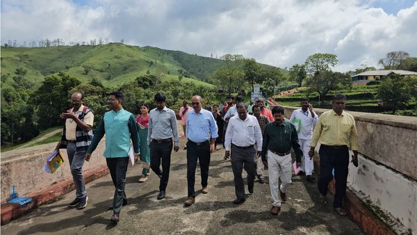 மூக்கறுப்பட்ட கேரளா.. இரும்பு போல் உறுதியாக முல்லை பெரியாறு அணை! அதிகாரிகள் ஆய்வில் வெளியான உண்மை!