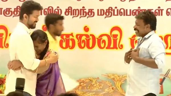 வெயிட்டிங் ஓவர்.. மாணவர்களுக்கு சூப்பர் செய்தி! 3வது கட்டமாக மாணவர்களை சந்திக்கும் விஜய்! எப்போது?