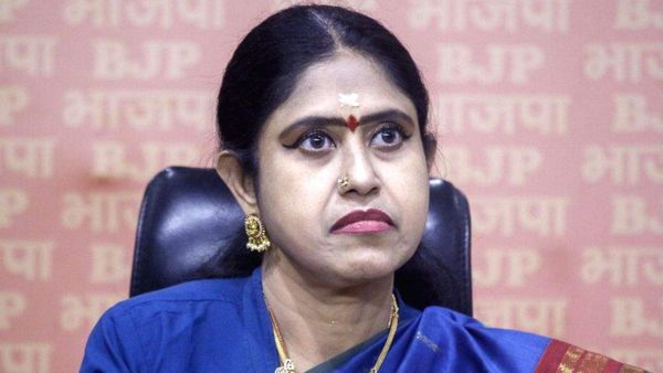 காத்திருந்து காத்திருந்து.. நேரம் தான் நல்லா இருக்கு! வர்றாங்க விஜயதாரணி..நயினாரின் மாஸ்டர் ஸ்ட்ரோக்