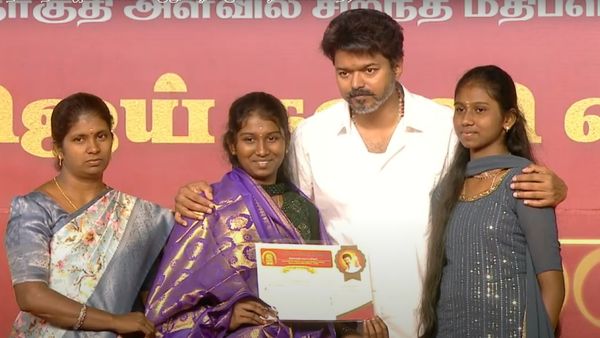 ஆஹா.. இவருமா? விஜய் கழுத்தை கவனிச்சீங்களா? லோகேஷ் கனகராஜ் ஐடியா கொடுத்திருப்பாரோ? தனுஷ், எஸ்கே வேற!