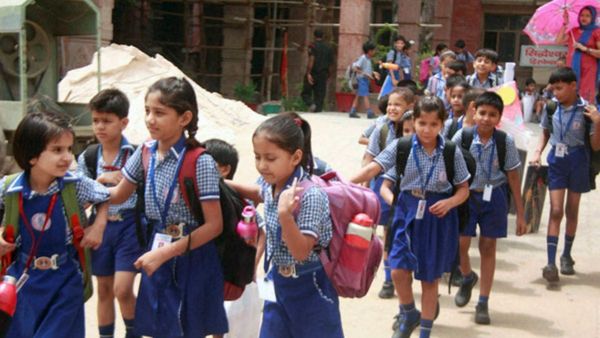 பள்ளிக்கு வர வேண்டாம்.. திறந்த முதல் நாளே சிஇஓ போட்ட எச்சரிக்கை உத்தரவு! பெற்றோர்களே உஷாரா இருங்க!