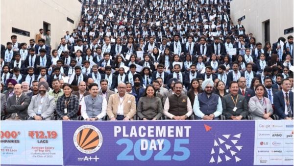 ரூ.2.5 கோடி சம்பளத்தில் வேலை! 'லவ்லி புரொபஷனல் யுனிவர்சிட்டி' மாணவர் சாதனை! நீங்களும் சேர விருப்பமா?