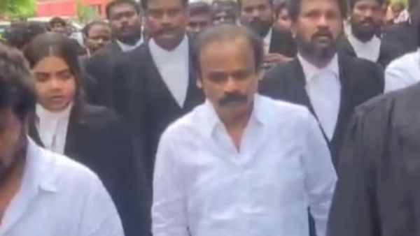 200-300 பேரை கூட்டி வந்தா மிரண்டுருவோம்னு நினைச்சீங்களா? ஜெகன்மூர்த்தியை லெப்ட் ரைட் வாங்கிய ஐகோர்ட்