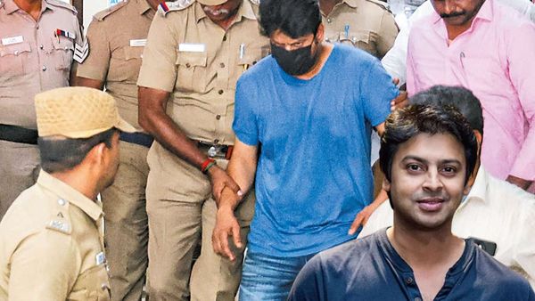 நடிகர் ஸ்ரீகாந்த் கைதில் முதல் புள்ளி எங்கு ஆரம்பம்.. இதுவரை நடந்தது.. சென்னை காவல்துறை விளக்கம்