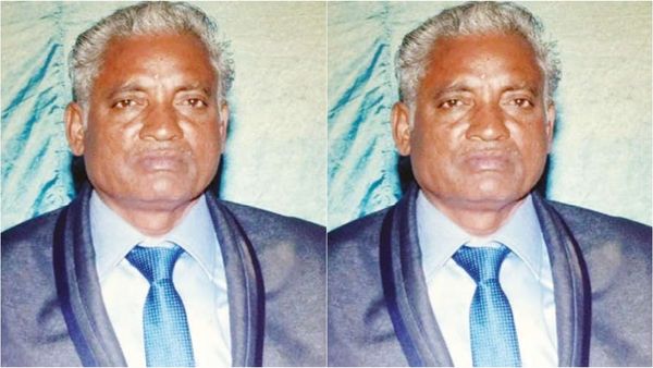 வேலூரில் கழிவறைக்கு சென்ற பிஎஸ்என்எல் ஊழியர்.. யாருமே எதிர்பார்க்காத சம்பவம்.. ஆடிப்போன உறவுகள்