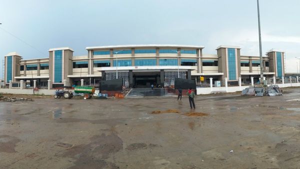 கிளாம்பாக்கம் இருக்கட்டும்.. சென்னையில் வரும் அடுத்த பிரம்மாண்ட பேருந்து நிலையம்.. போட்டோவை பாருங்க