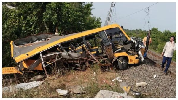 கடலூர் ரயில் விபத்து.. பலத்த காயமடைந்து சிகிச்சை பெற்று வந்த மாணவர் விஷ்வேஸ் டிஸ்சார்ஜ்