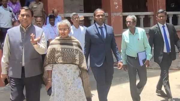 பாஜக போட்ட வழக்கு.. சென்னை ஐகோர்ட்டில் நேரில் ஆஜராகி மன்னிப்பு கேட்ட அமுதா ஐஏஎஸ் உள்பட 5 அதிகாரிகள்