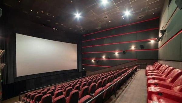 பெங்களூர் சினிமா ரசிகர்களுக்கு ஒரு நற்செய்தி.. திரைப்பட டிக்கெட் விலைக்கு உச்சவரம்பு நிர்ணயம்