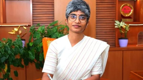 கேஸ் சிலிண்டர் பில்லை பாருங்க.. எவ்வளவு பணம் இதுவரை தந்தீங்க.. செங்கல்பட்டு கலெக்டர் குட்நியூஸ்